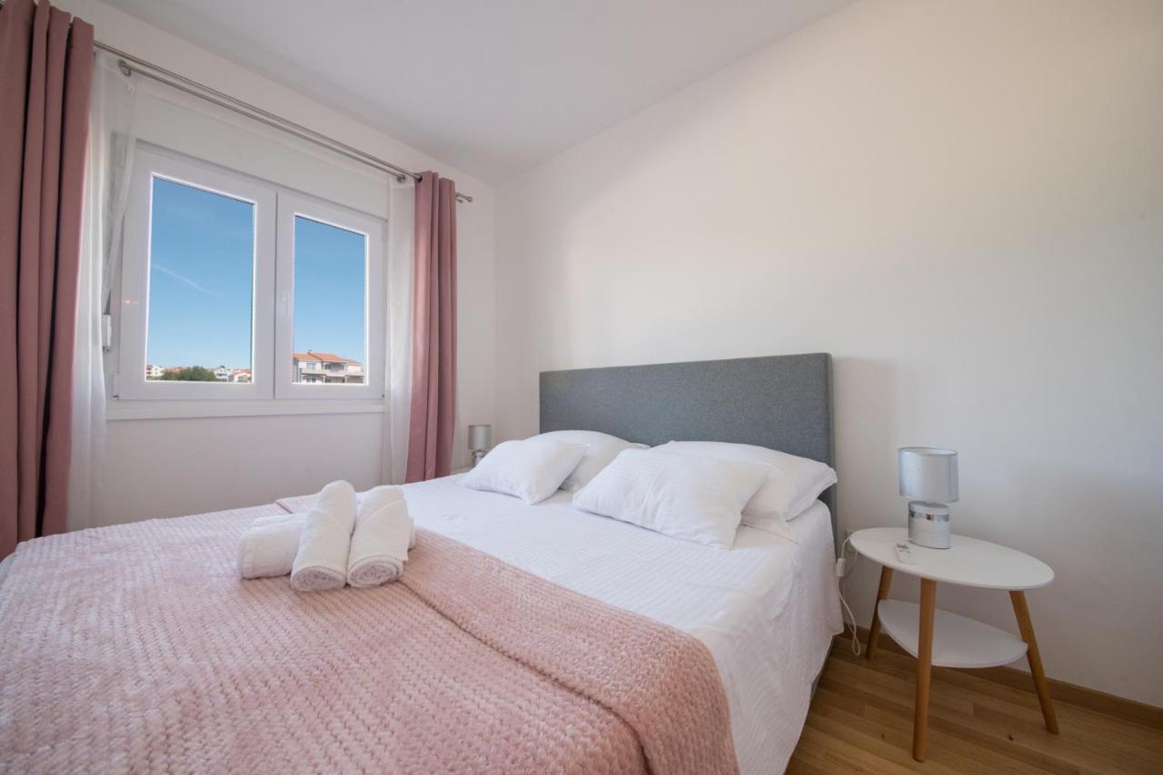 Romanca Zadar Luaran gambar